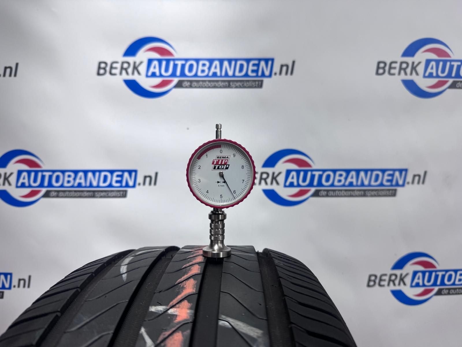 2x Michelin Primacy 5 XL 235/55 R17 103W 235/55/17 2355517 (, Auto-onderdelen, Banden en Velgen, Gebruikt, -, -, 17 inch