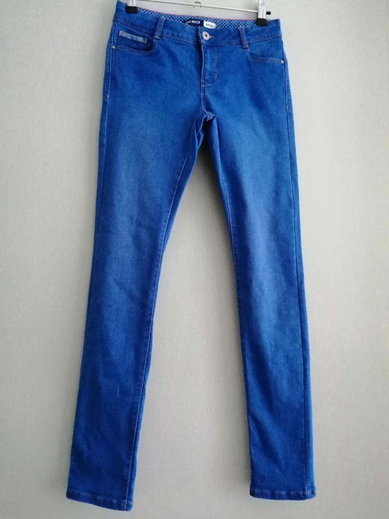 mooie broek Okaidi maat 12 jaar, Kinderen en Baby's, Kinderkleding | Maat 152, Broek, Okaïdi, Zo goed als nieuw, Verzenden