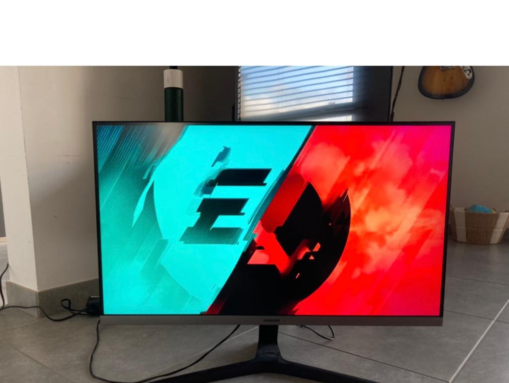 Samsung 4K HDR10 27 inch monitor, Ophalen, Zo goed als nieuw