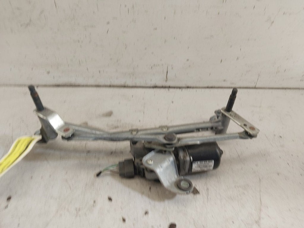 MOTEUR + TRINGLERIE ESSUIE GLACE AVANT Twingo III (AH), Autos : Pièces & Accessoires, Renault, Valeo, Utilisé, 100, rue de Courcelles
75017  Paris, FR