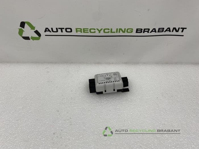 Antenne amplificateur d'un Volkswagen Golf, -, 3 mois de garantie, Utilisé, -
