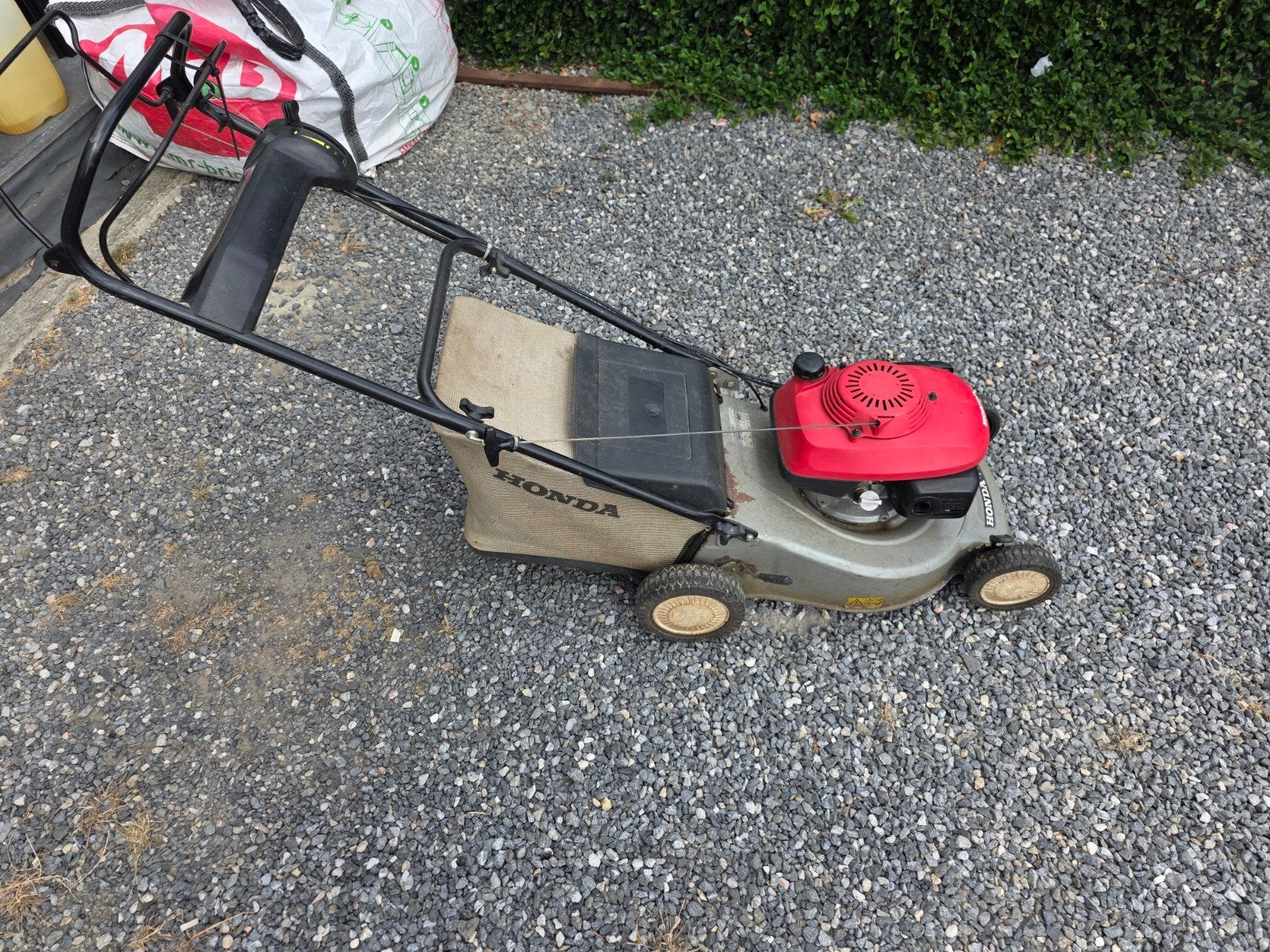 Tondeuse autotractee honda, Honda, Tondeuse rotative, 40 à 49 cm, Enlèvement