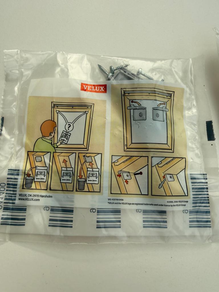 Velux montageblokjes 941400, Doe-het-zelf en Bouw, Ophalen of Verzenden, Zo goed als nieuw, Dakraam