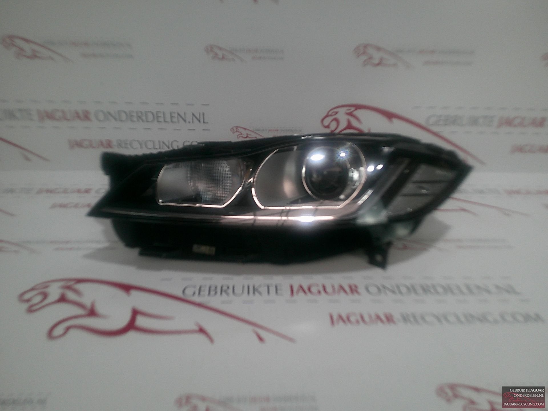 Koplamp links Jaguar XF / F-Pace GX63-13W030-HE T2H19462, -, Origine de la pièce connue, Utilisé, Jaguar