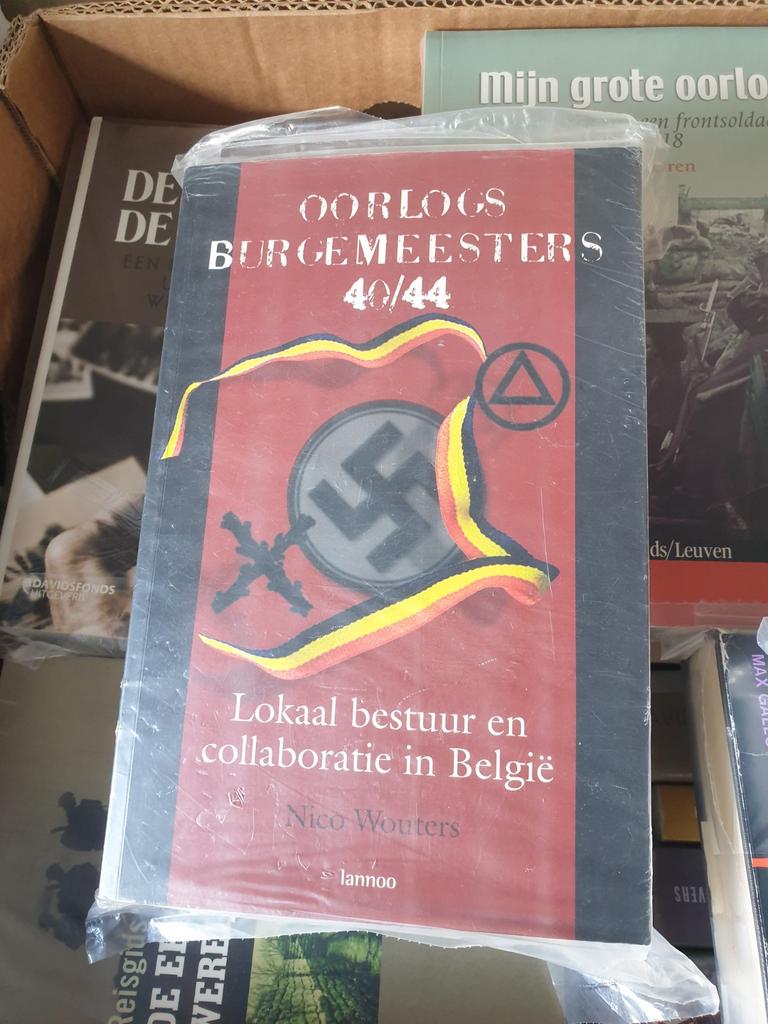 N. Wouters - Oorlogsburgemeesters 40/45, Enlèvement ou Envoi, 20e siècle ou après, Comme neuf, N. Wouters