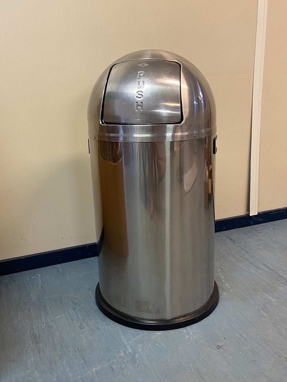 Wesco pushboy volledig inox - maken ze niet meer!, 40 litres ou plus, Enlèvement, Utilisé, 50 – 75