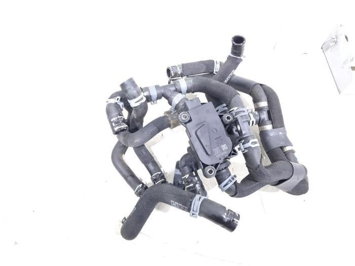 Pompe à eau supplémentaire d'un Audi E-Tron, -, 3 mois de garantie, Audi, Utilisé