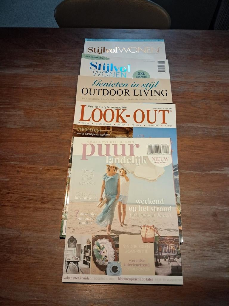 Woonboeken, Boeken, Ophalen