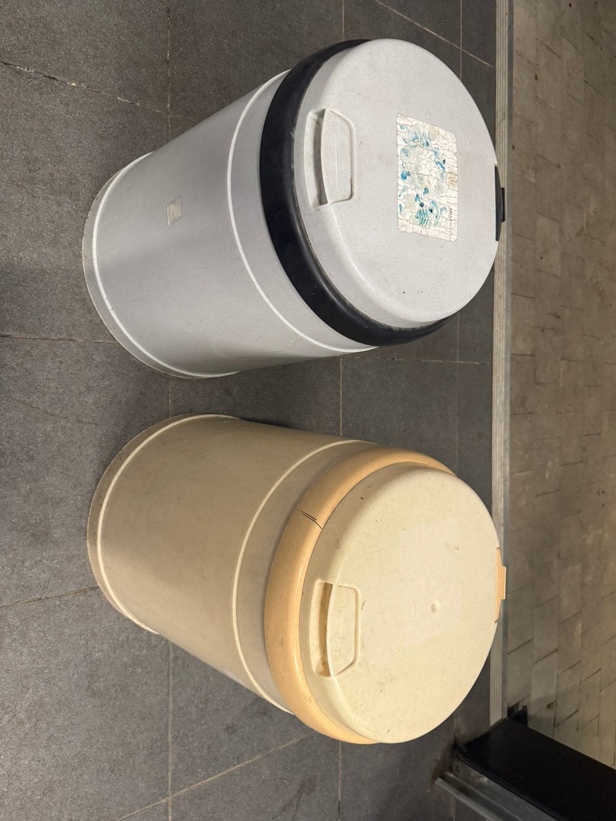 Vuilbakken uit plastiek, Huis en Inrichting, Ophalen, Zo goed als nieuw