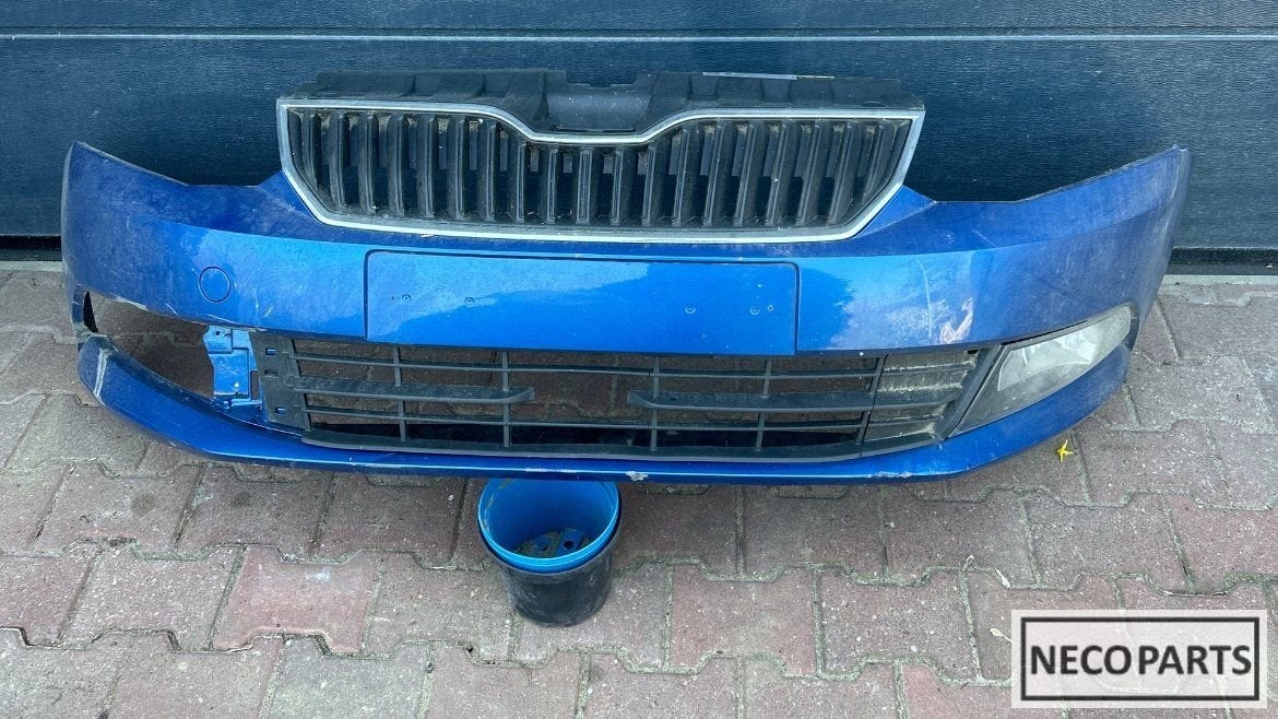 SKODA FABIA III 16R VOORBUMPER HALOGEEN GRILL LEVERBAAR!!, Auto-onderdelen, Gebruikt, -, -, Ophalen of Verzenden