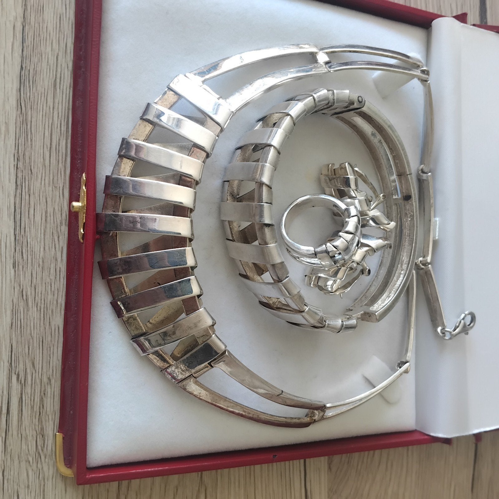 parure en argent 925, Enlèvement