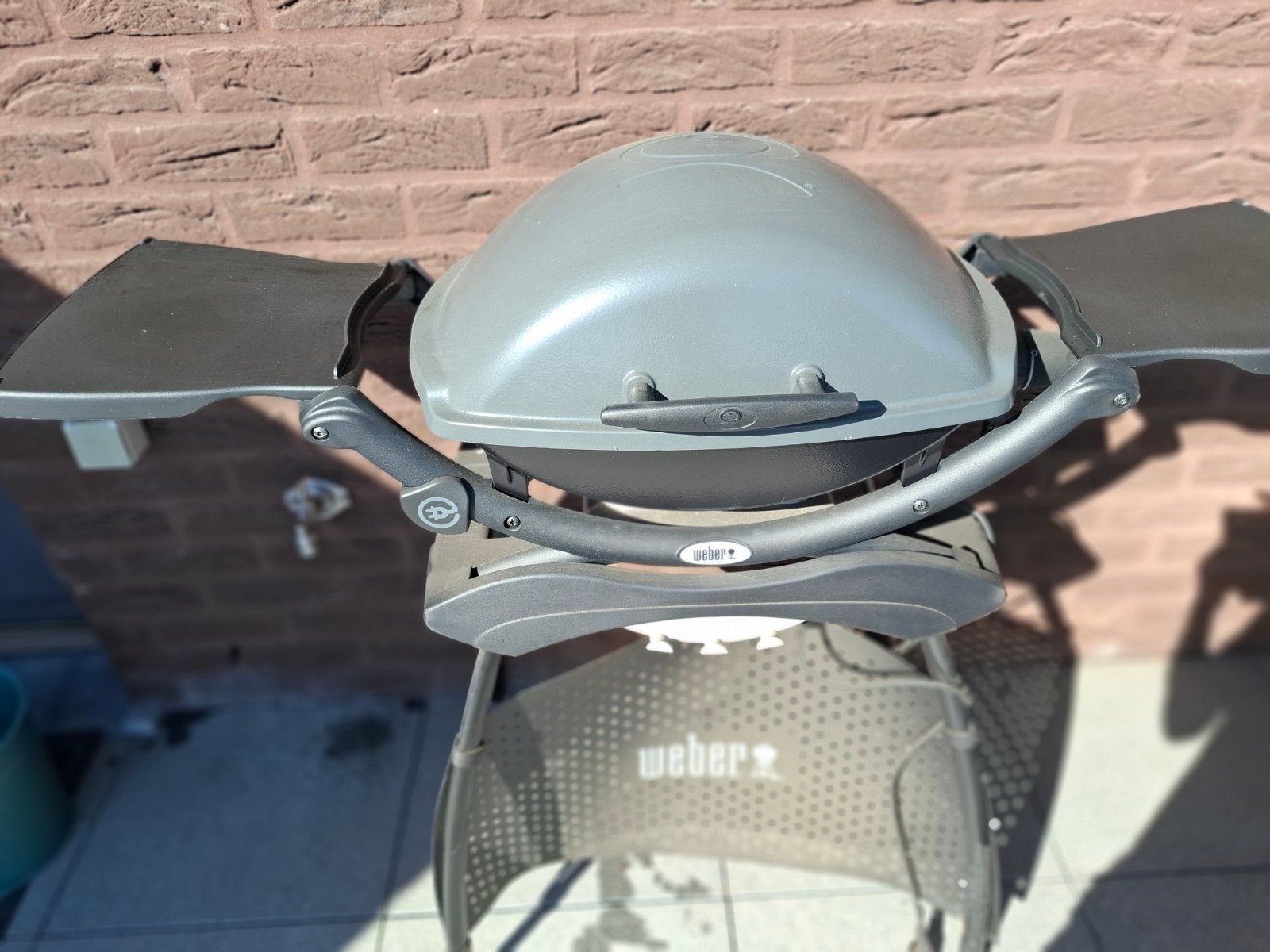 barbeque Weber   met beschermhoes, Ophalen