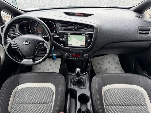 Kia ProCeed 1.6 crdi WORLD EDITION 127000 km 128 pk GARANTIE, Autos, Euro 5, Achat, Entreprise, Garantie prolongée