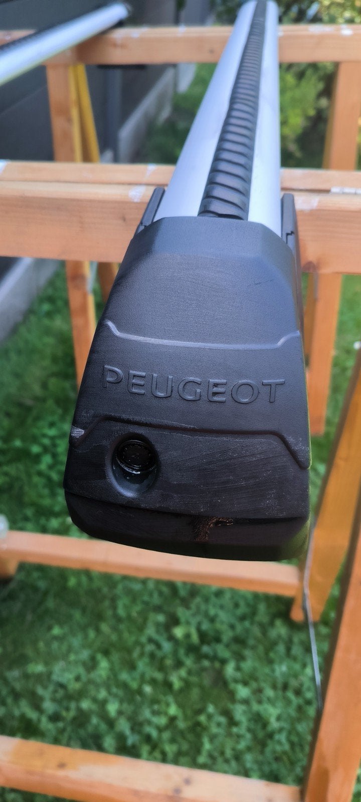 Barre de toit Peugeot 3008 ou 5008, Enlèvement