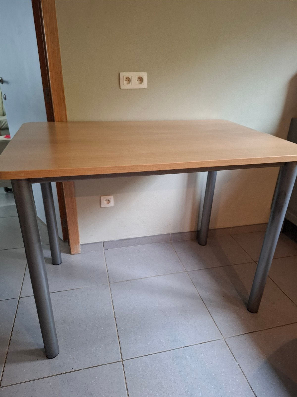 Tafel (80x120 cm)x 90 cm hoog, Huis en Inrichting, Ophalen