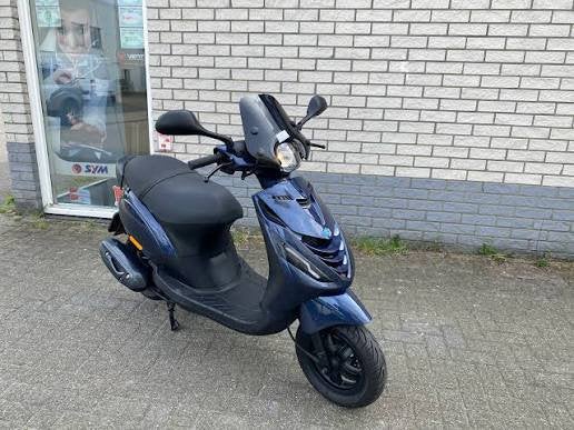 Oude scooter of onderdelen gratis of voor een klein prijsje, Vélos & Vélomoteurs, Enlèvement, Comme neuf