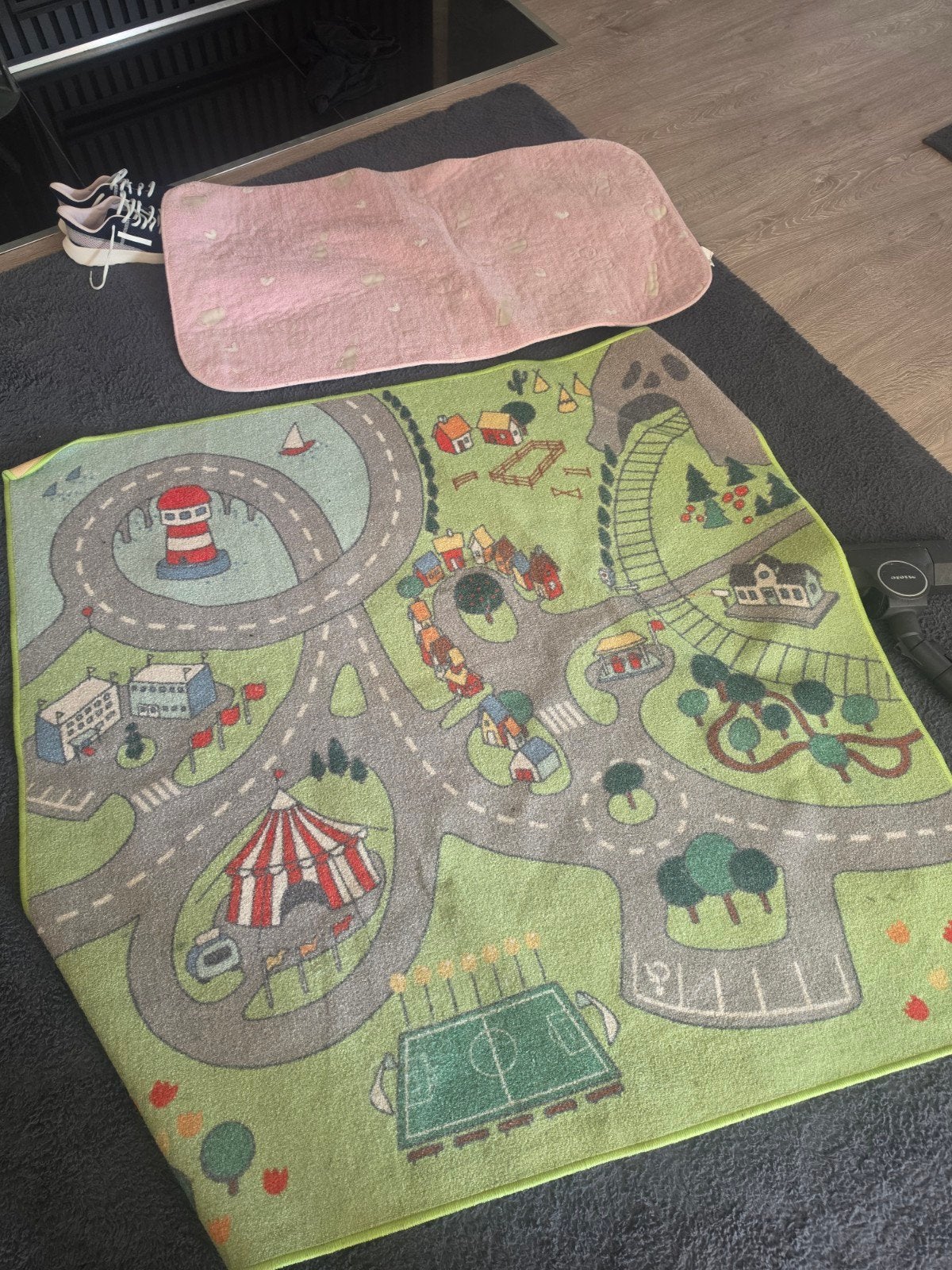 tapis pour enfants, Enlèvement