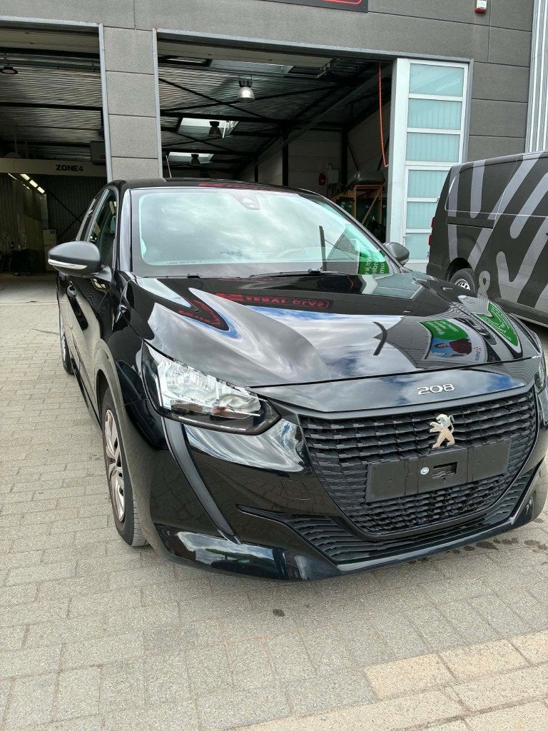 Peugeot 208 - 2021, Autos, Achat, Euro 6, Boîte manuelle, Noir