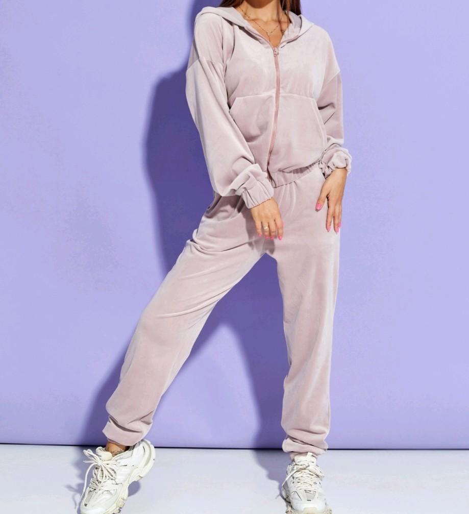 Costume de maison en velours rose poudré taille L — neuf ave, Enlèvement ou Envoi, Rose, Issa plus, Costume ou Complet
