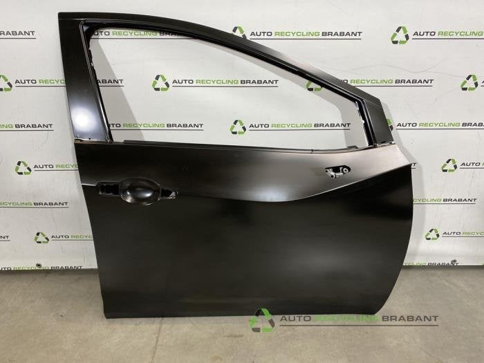 Portière 4portes avant droite d'un Nissan Micra, Autos : Pièces & Accessoires, -, 3 mois de garantie, Utilisé, Porte