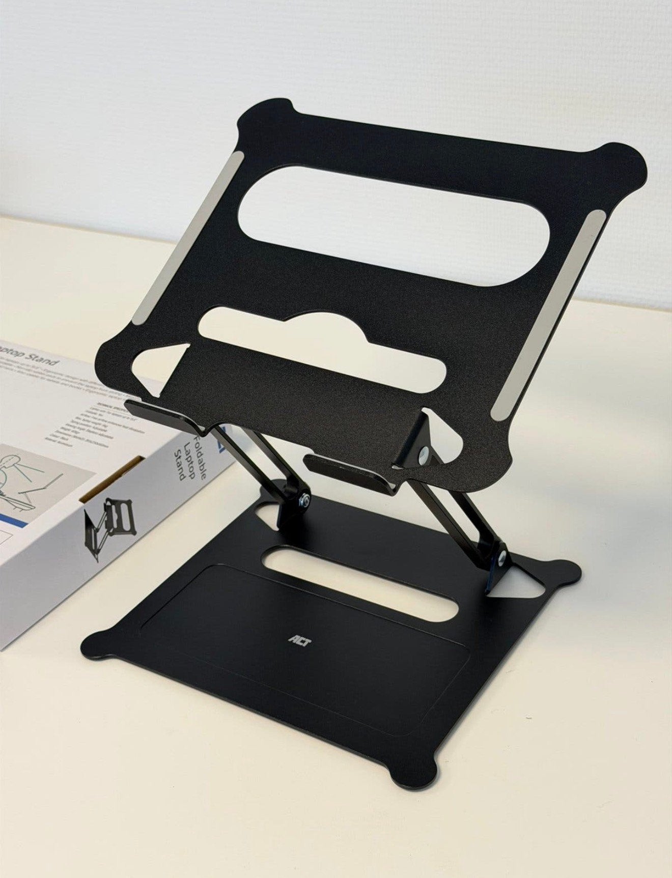 ACT AC8140 Zwarte Opvouwbare Laptopstandaard NIEUW tot 15.6”, Computers en Software, Ophalen of Verzenden, Nieuw, In diepte verstelbaar