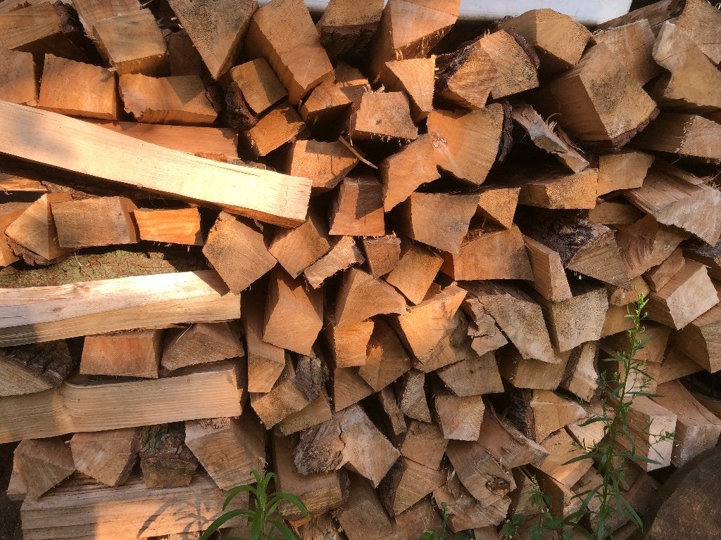 Brandhout wilg, Tuin en Terras, Brandhout, 3 tot 6 m³, Ophalen, Overige houtsoorten, Blokken