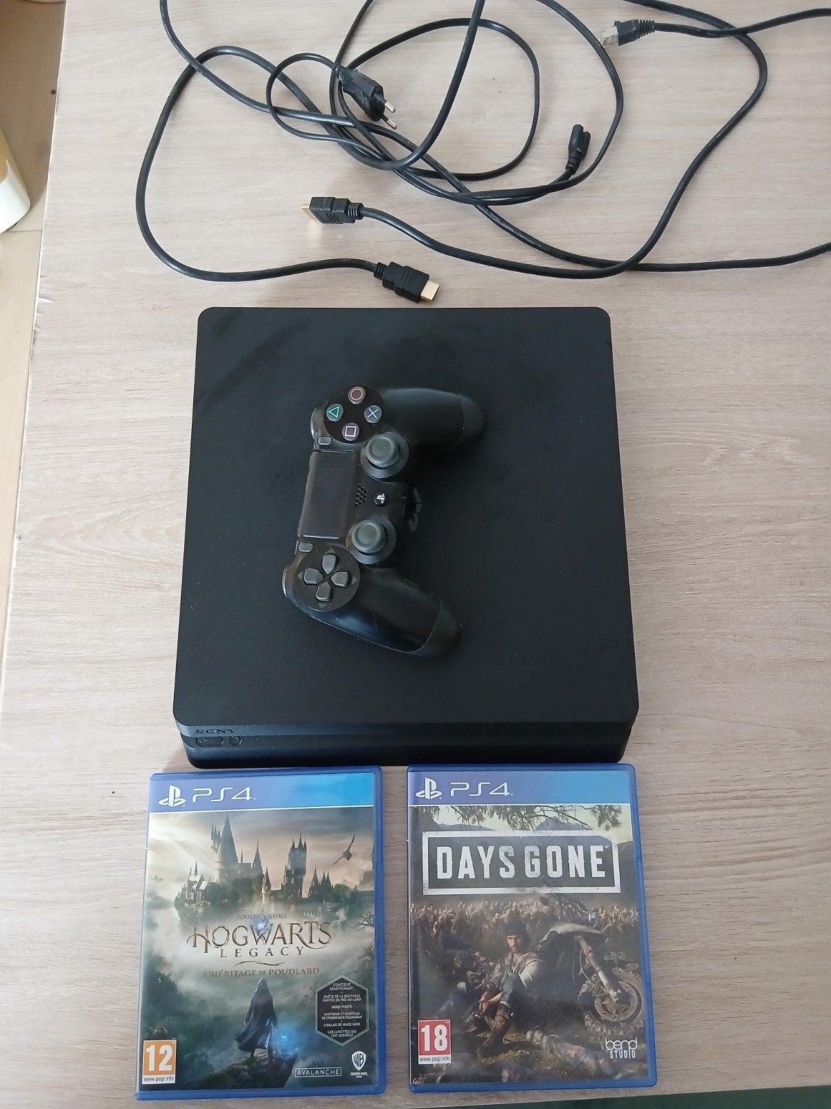 PS4-console, controller en games, Games en Spelcomputers, Ophalen of Verzenden, Gebruikt, Met 1 controller, Met games
