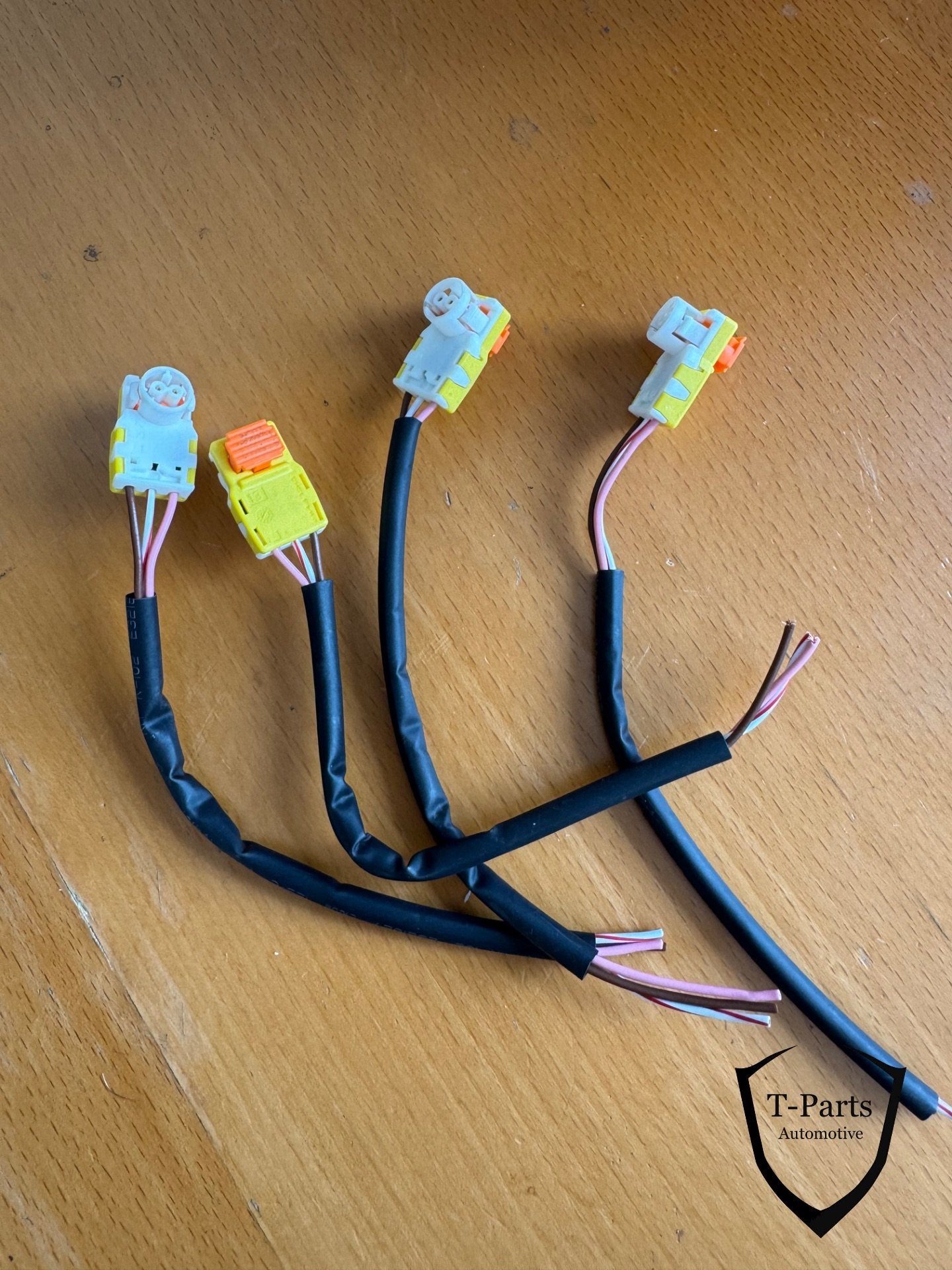 Peugeot 208 308 3008 5008 airbag kabel connector 1 stuk !, Taurusavenue 1
2132 LS  Hoofddorp, NL, Gebruikt, Contact.group@renault.com