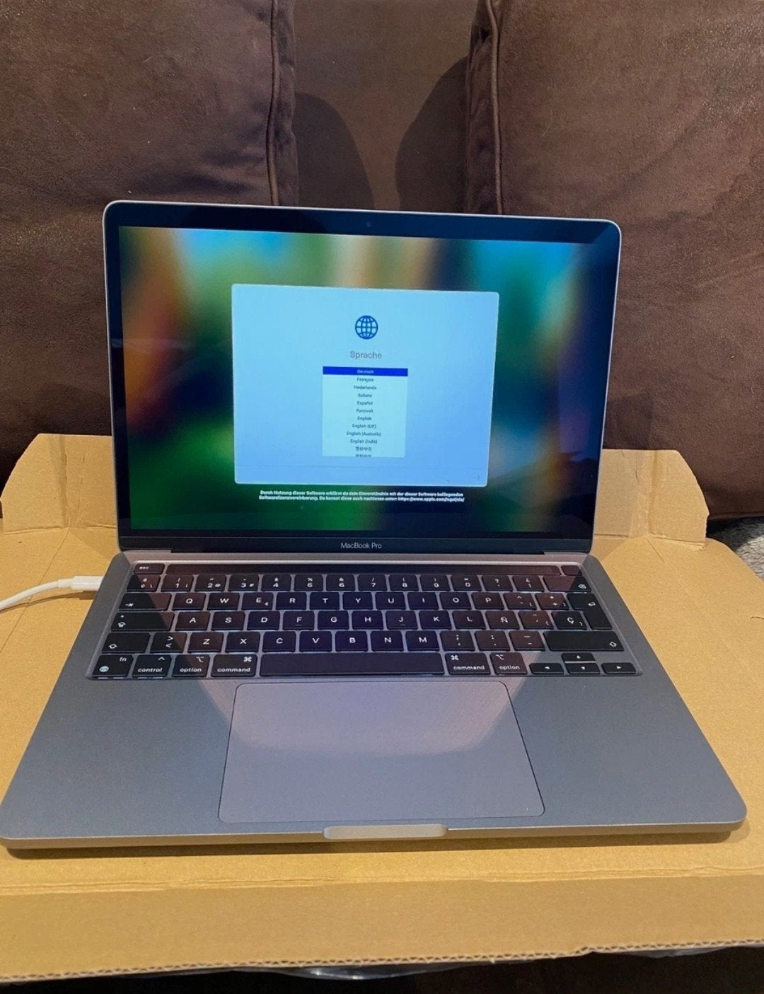 MacBook Pro 13″ (2022) M2 10 cœurs GPU · 8/256, Computers en Software, Ophalen of Verzenden, Zo goed als nieuw
