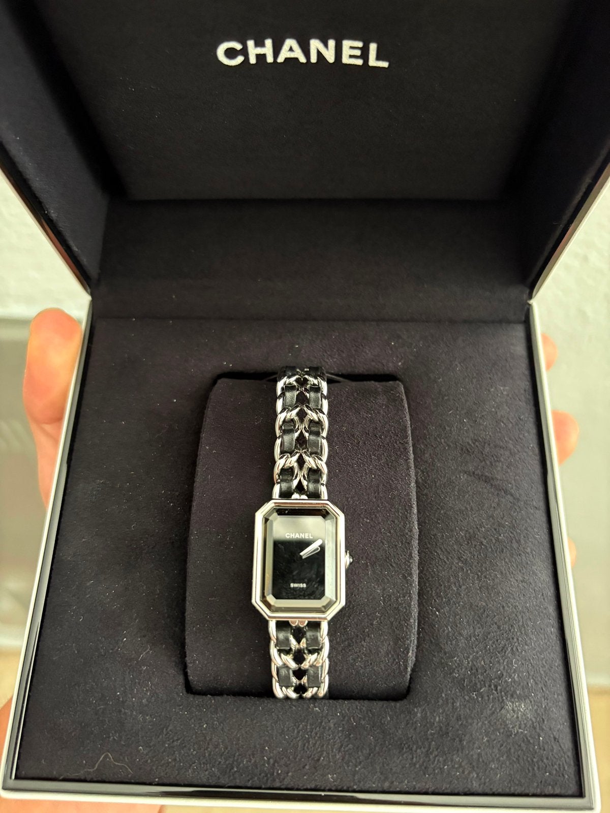 Chanel -, Handtassen en Accessoires, Horloges | Dames, Ophalen of Verzenden, Zo goed als nieuw