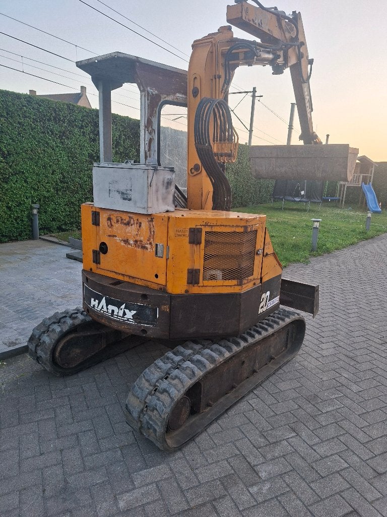 Minipelle Hanix, Enlèvement