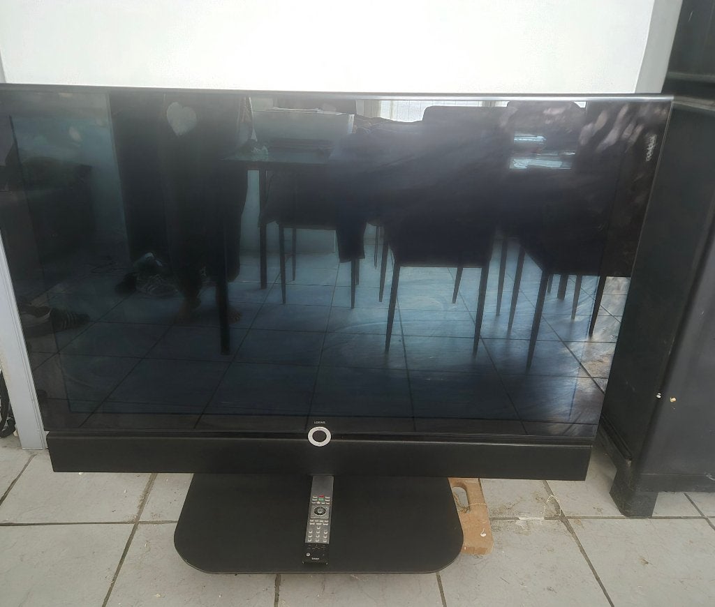 TV 46inch, Ophalen, Zo goed als nieuw, 100 cm of meer