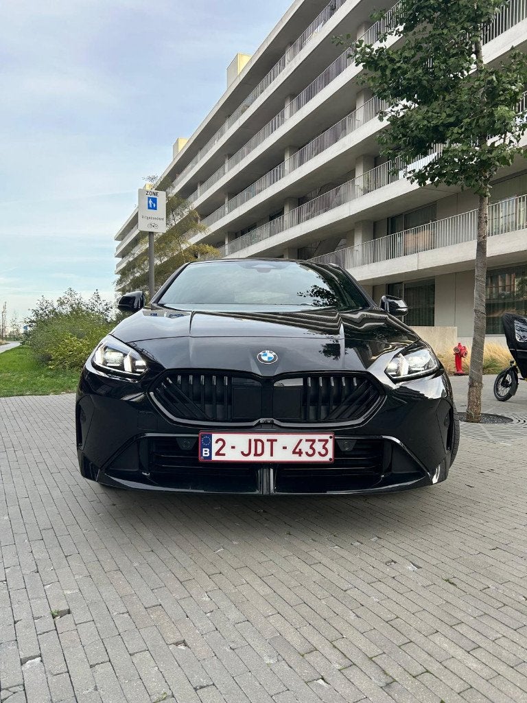 BMW 116 Benzine Automaat – M Sportpakket & Premium Pack, Auto's, Dealer onderhouden, 1 Reeks, Zwart, 5 zetels