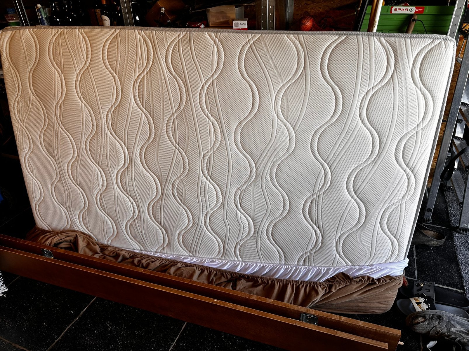 Matelas pour sceptiques, Enlèvement, Comme neuf