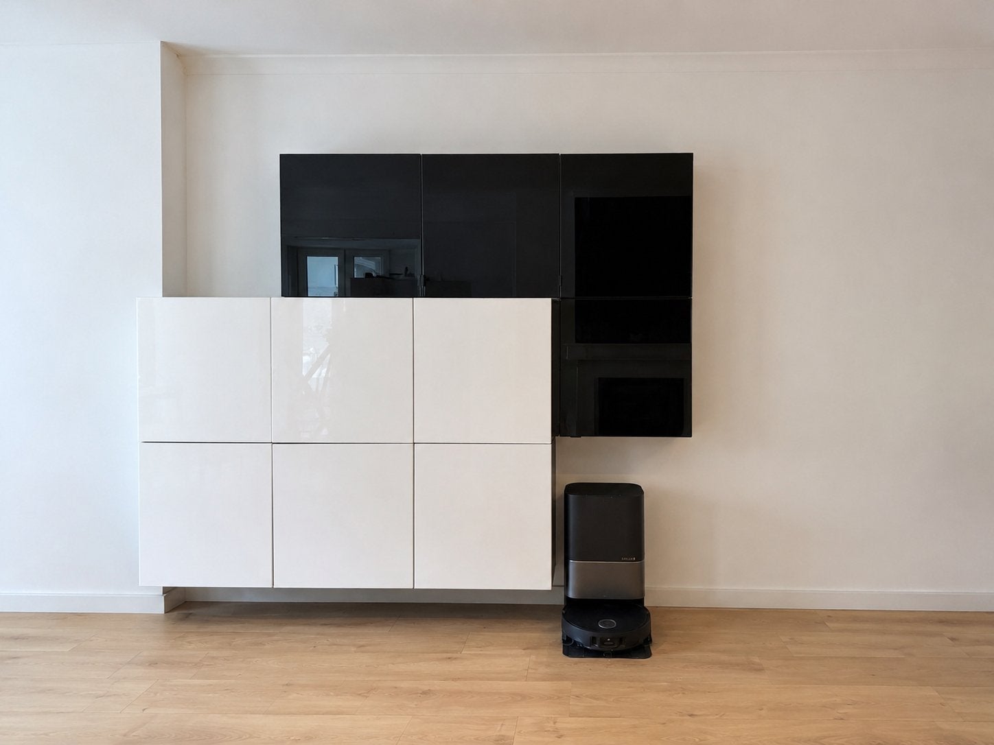 Moderne tv-meubelset en barkast – hoogglans wit/zwart, Huis en Inrichting, Ophalen, Zo goed als nieuw