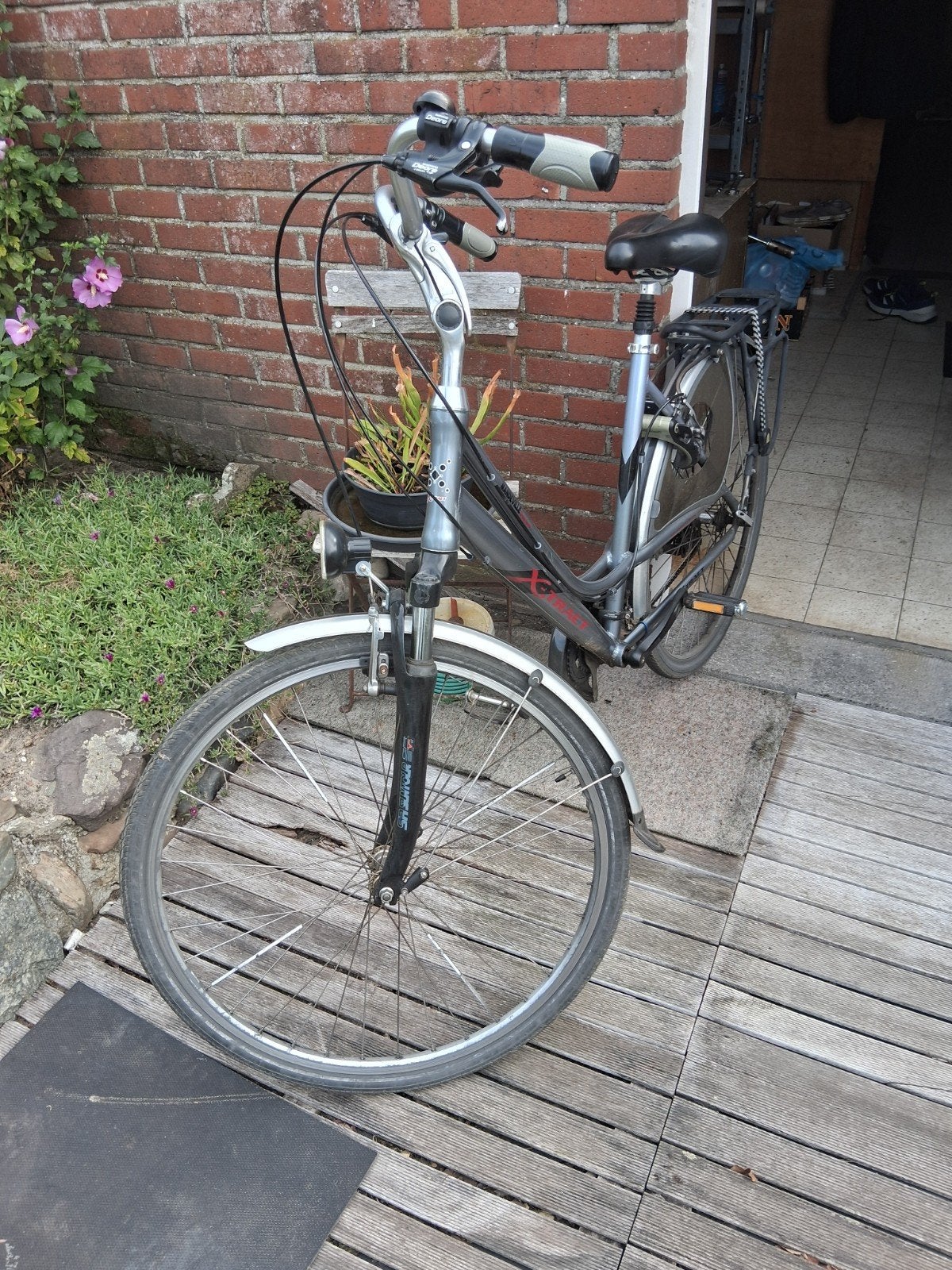 28 inch dames fiets, Fietsen en Brommers, Fietsen | Dames | Omafietsen, Ophalen