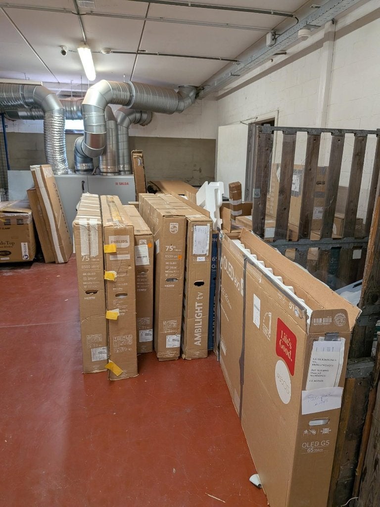 Defecte tv's (breukschade) gratis op te halen, Audio, Tv en Foto, Televisies, Ophalen, OLED, 80 tot 100 cm, Niet werkend