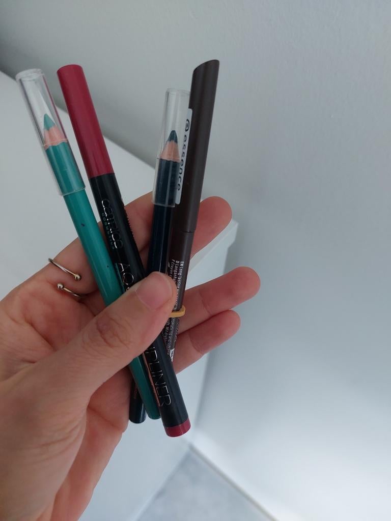 Crayon à lèvres et eye-liners non utilisés, Enlèvement ou Envoi