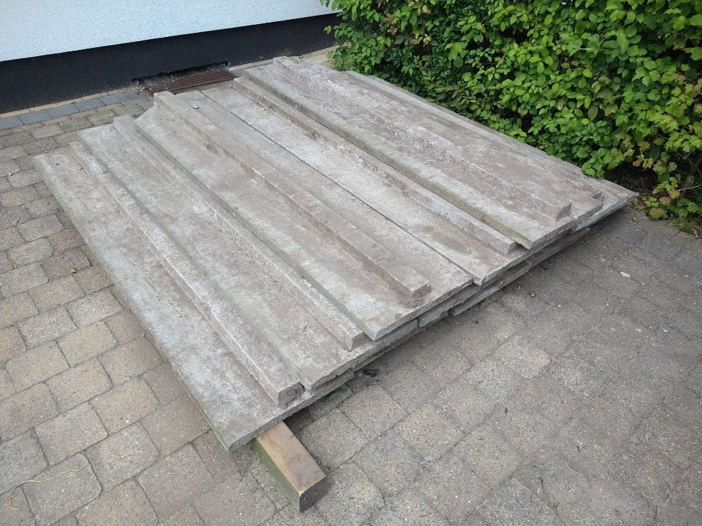 13 Verstevigde betonplaten 180x40 Gratis op te halen., Tuin en Terras, Schuttingen, Ophalen, Overige materialen, Gebruikt, Minder dan 3 meter