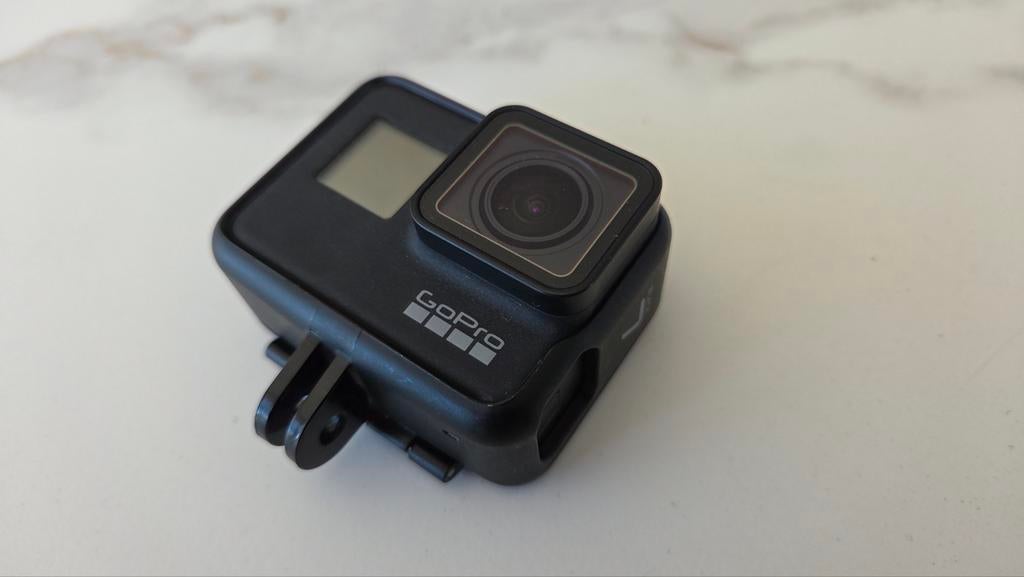 GoPro Black 7 avec Télécommande + Accessoires
