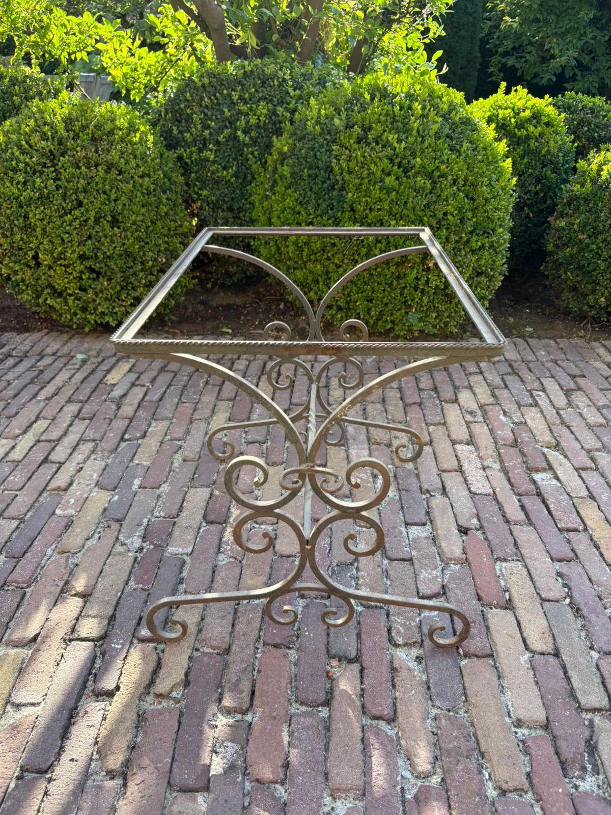 Table fer forgé a restaurer, 55 à 75 cm, Smeedijzeren tafeltje, 45 à 60 cm, Enlèvement