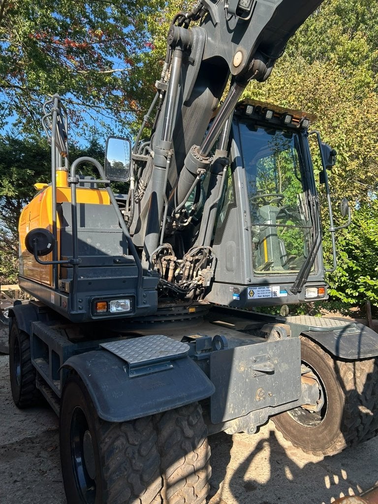 HYUNDAI HW 140 A, Ophalen, Graafmachine