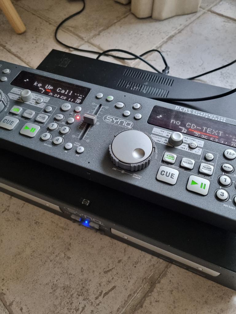 Synq CDX-2 dubbele cd speler, Audio, Tv en Foto, Cd-spelers, Ophalen of Verzenden, Gebruikt, Wisselaar