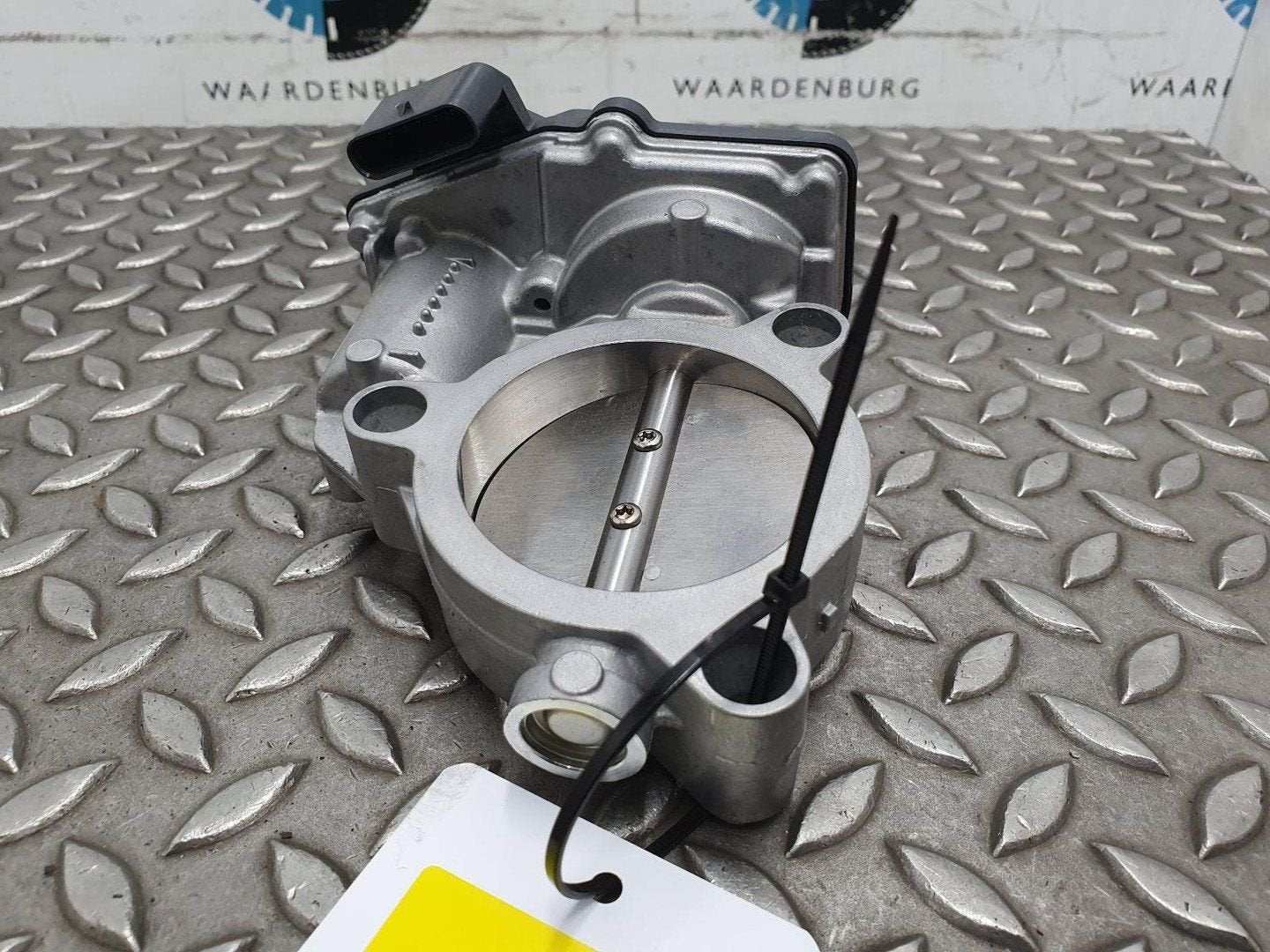 BMW 3 SERIES GASKLEPHUIS 13547619008 2024, Ophalen of Verzenden, Gebruikt, ARN erkend