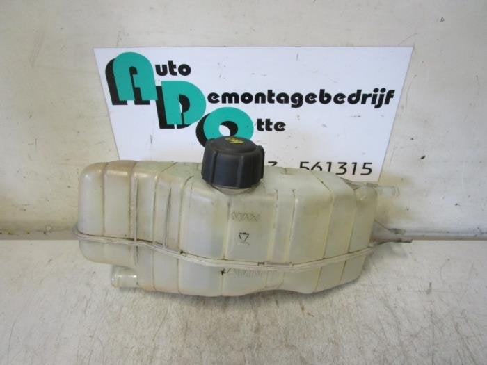 Expansievat van een Renault Clio (Clio 3 06-), Gebruikt, -, Renault, -