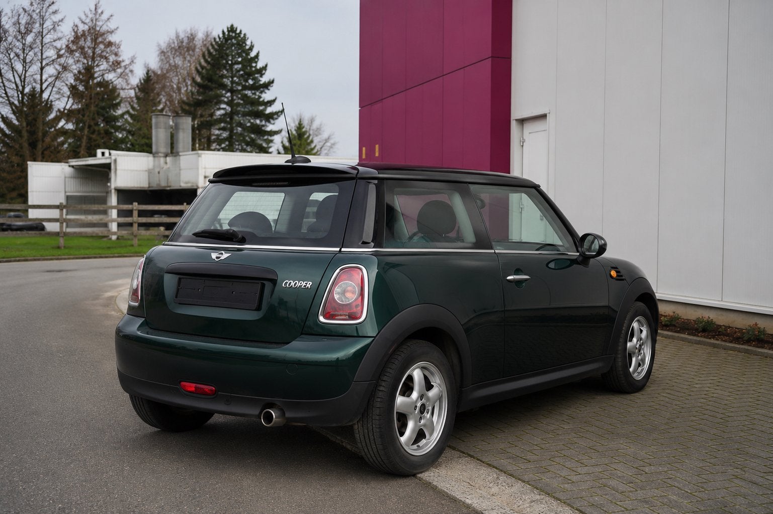 Mini One 1.4 Benzine | Pano Dak | Parkeersensoren, https://public.car-pass.be/xxx, Bedrijf, Handgeschakeld, ABS
