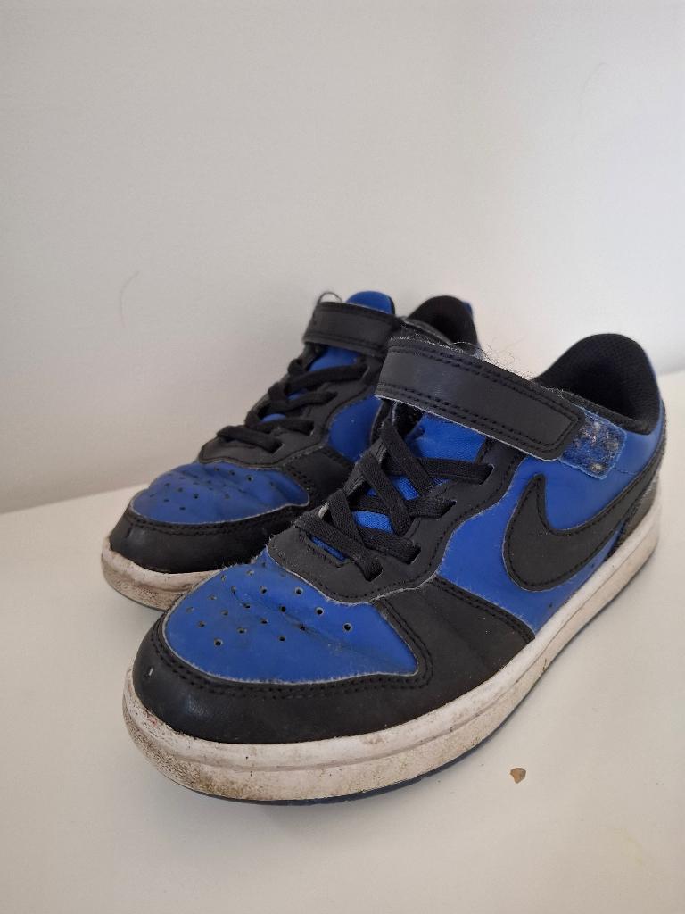 Schoenen kinderen, Kinderen en Baby's, Kinderkleding | Schoenen en Sokken, Ophalen, NIKE, Gebruikt, Schoenen