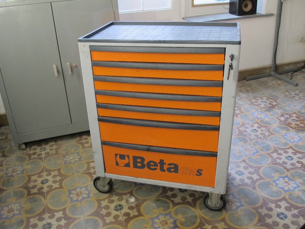 Beta gereedschapswagen, Ophalen, Gevuld, Gebruikt