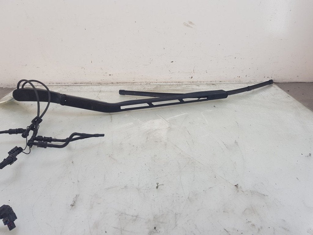 RUITENWISSERARM VOOR Audi A6 Avant (C8) (01-2018/-), Gebruikt, Valeo, Audi, 100, rue de Courcelles
75017  Paris, FR