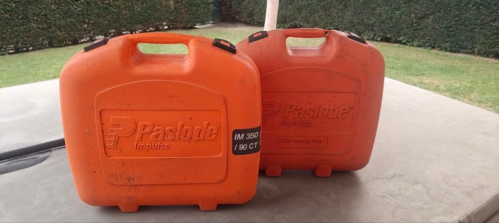 2x Paslode IM350/90ct accu framing nagelpistool, Enlèvement
